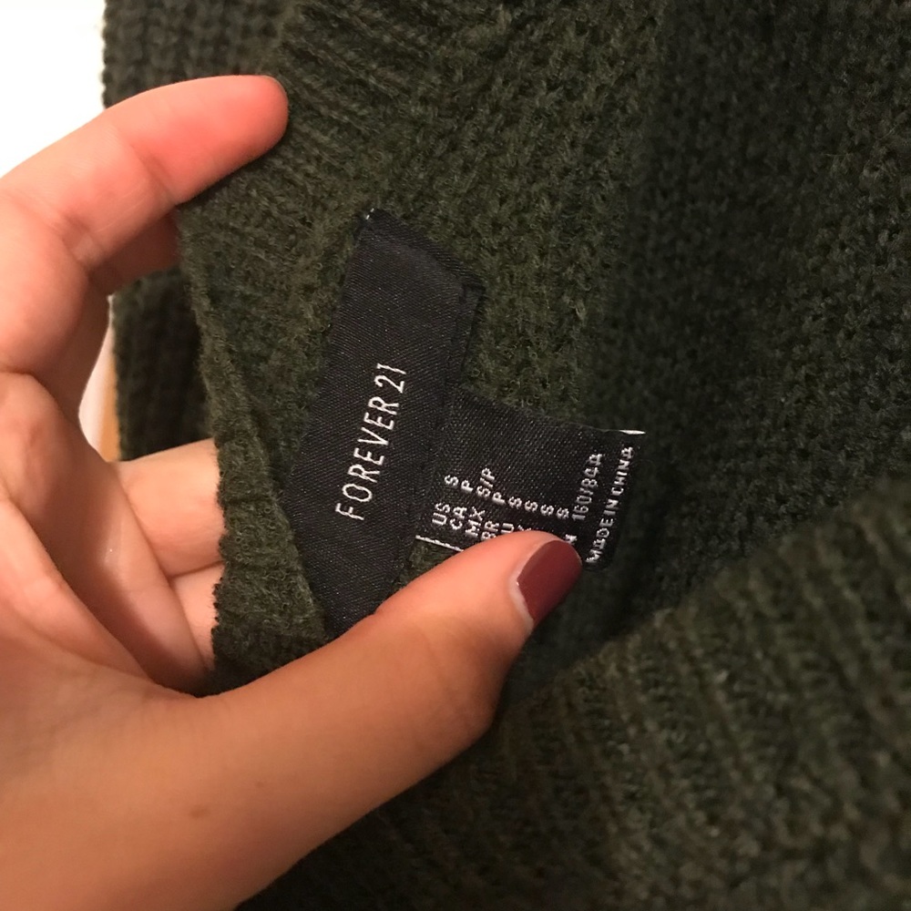 Open Back Sweater - Picture 3 of 3